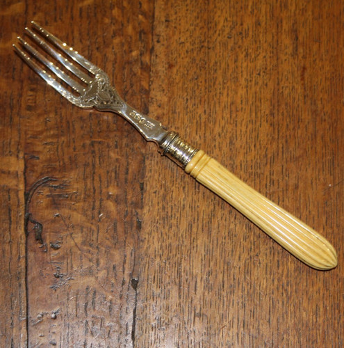 Gabel sheffield - -,